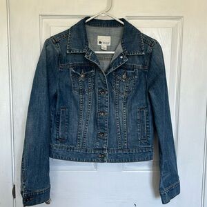 Super cute Jean jacket small size